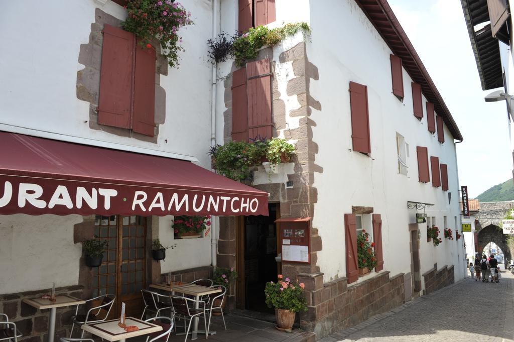 Hôtel Ramuntcho Saint-Jean-Pied-de-Port Exterior foto